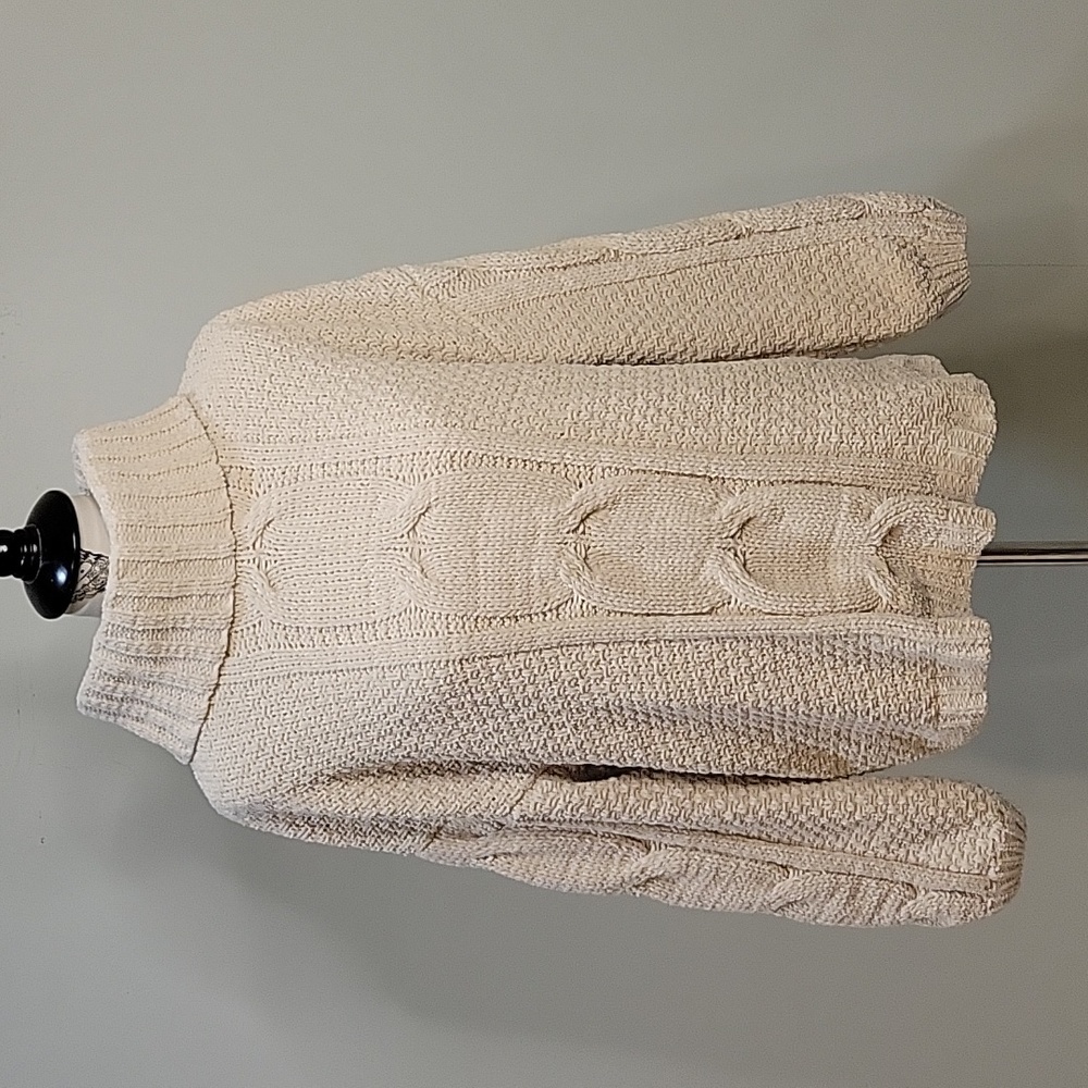 SEVEN7 oversized knit sweater in off white. Size is Medium. - Picture 1 of 8